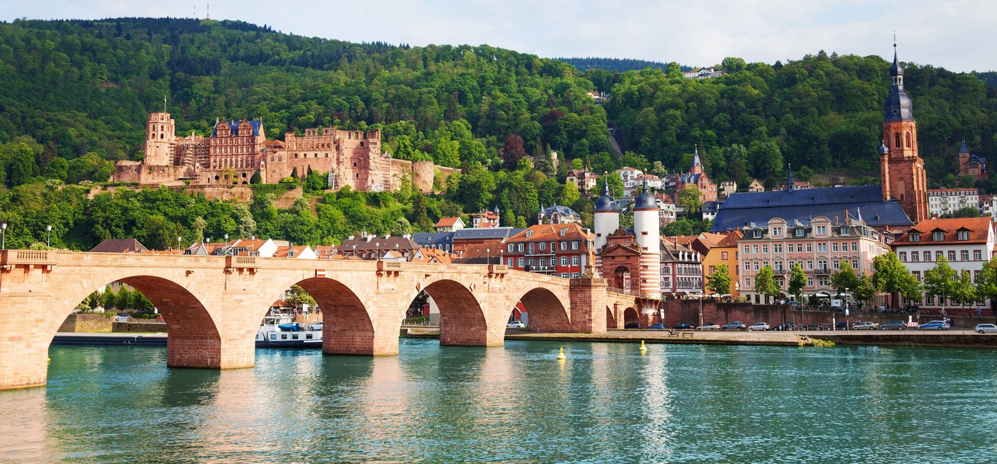 Vertrauen Sie auf jahrelange Kompetenz und Erfahrung in Heidelberg - Krebs Immobilien