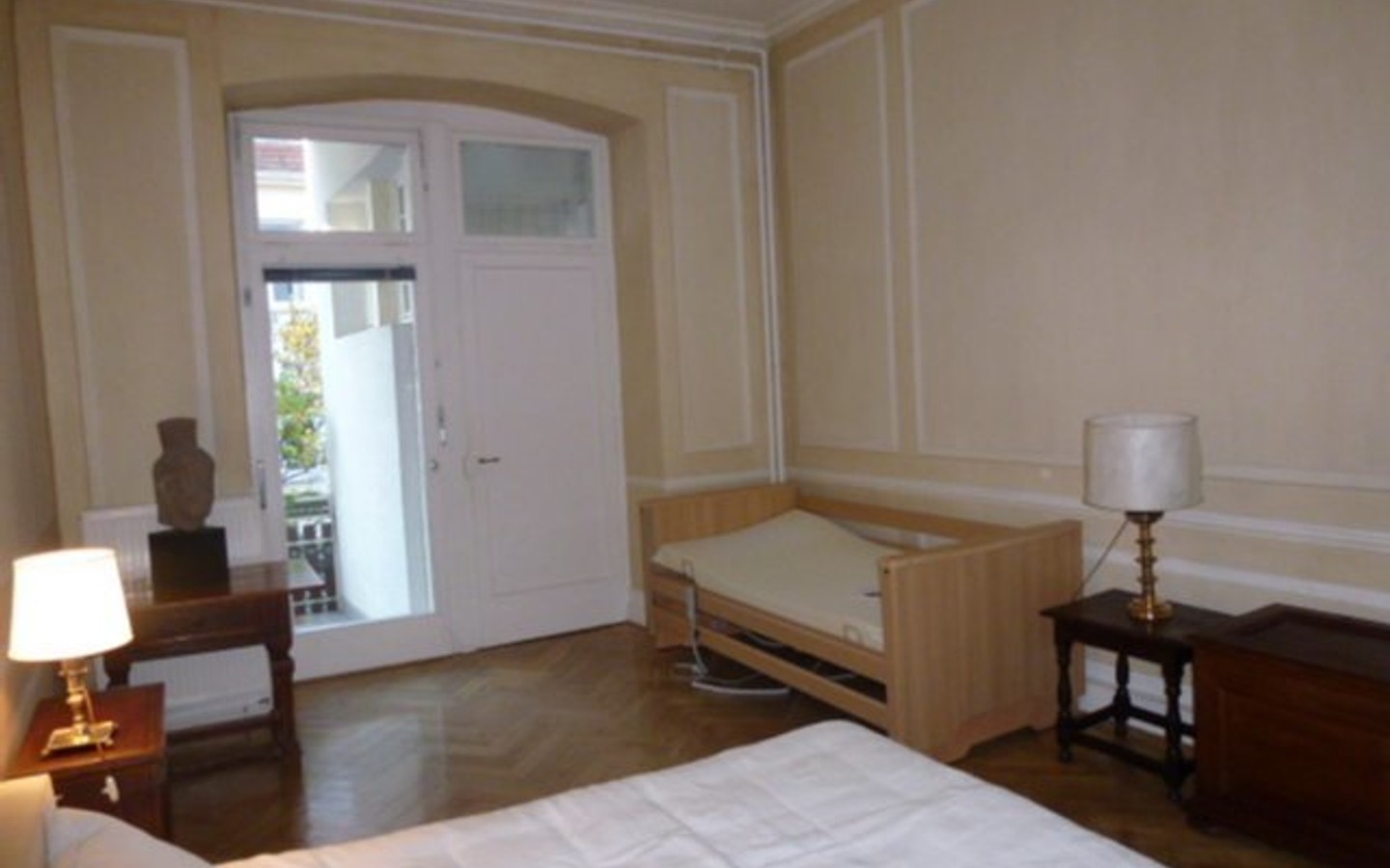 Schlafzimmer mit Bad und Balkon - Top 5 Zimmer Wohnung Heidelberg/Altstadt/Bienenstrasse, 165 m²,  1. OG, in sehr gepflegtem Stadthaus.