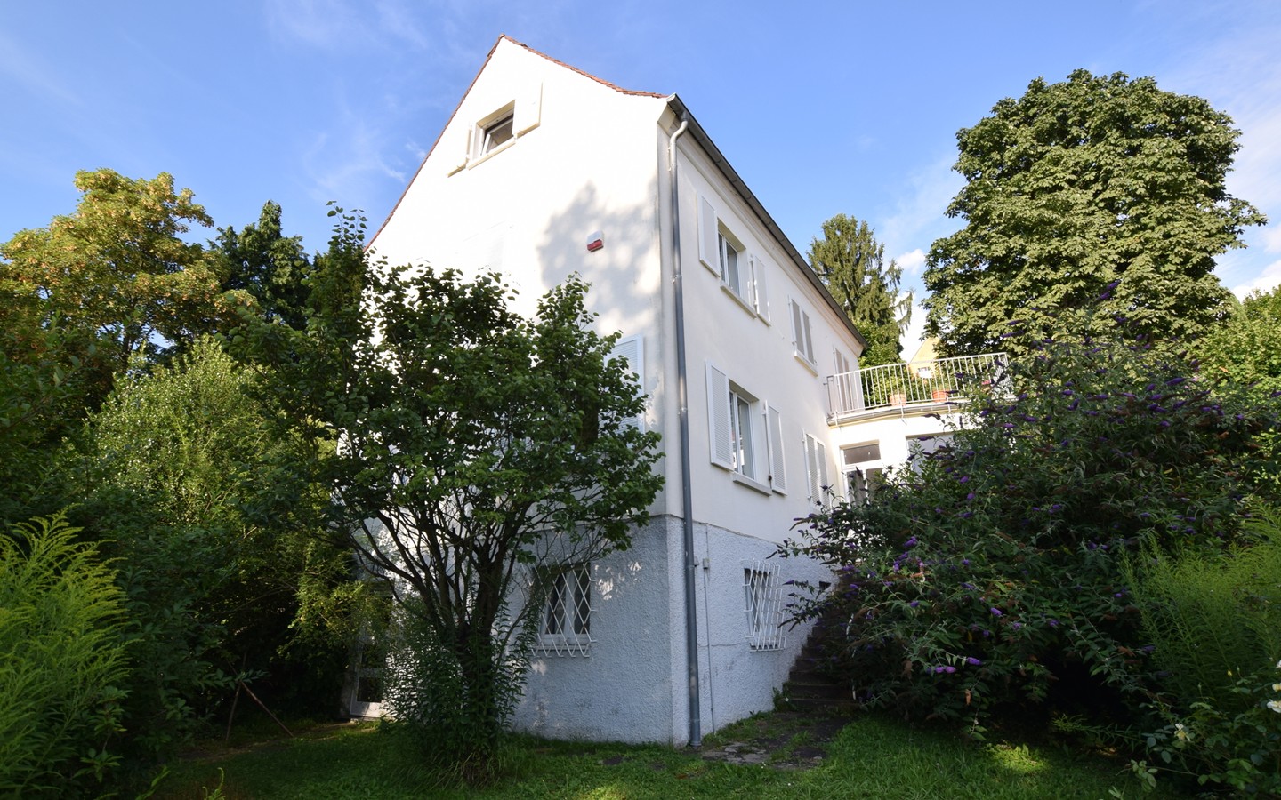 Hausansicht - Heidelberg-Handschuhsheim: Freistehendes Einfamilienhaus in Top Lage von Heidelberg (Bergstraße)