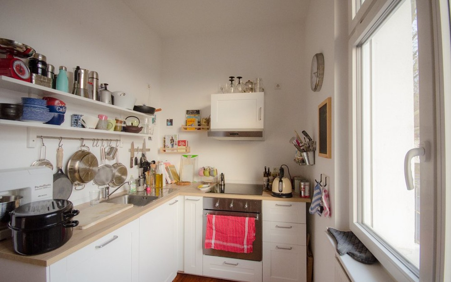 Küche - Charmante Dreizimmerwohnung mitten drin im urbanen Leben