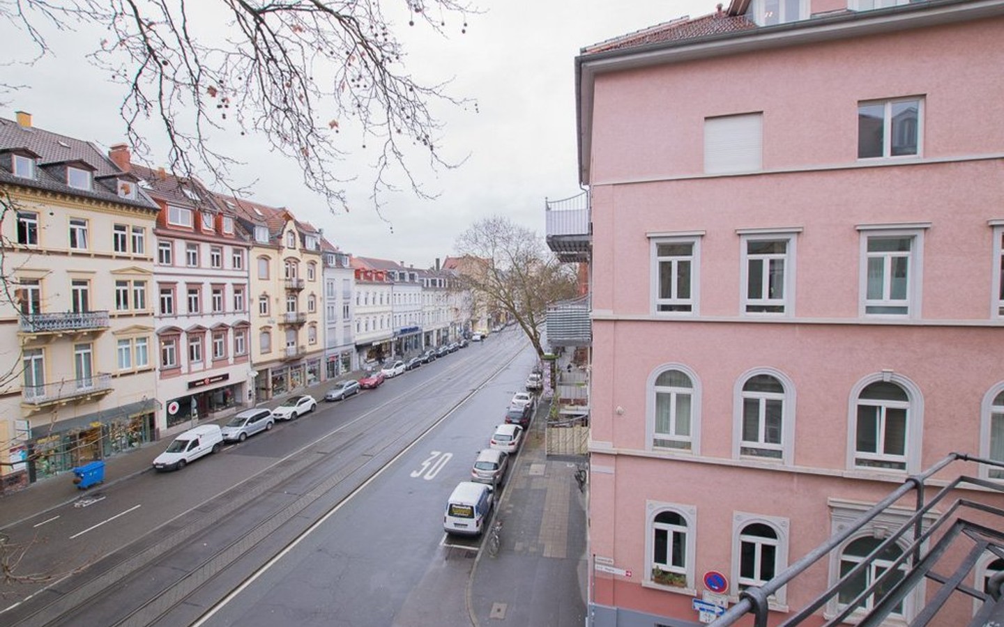 Blick in die Bergheimer Str. - Repräsentative Bürofläche in bester Innenstadtlage Nähe Bismarckplatz !