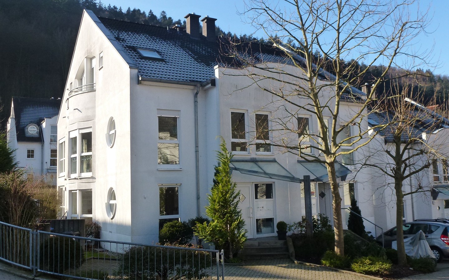 Außenansicht - Helle, sonnige Wohnung mit modernem, hochwertigen Ambiente in HD-Schlierbach zu erwerben