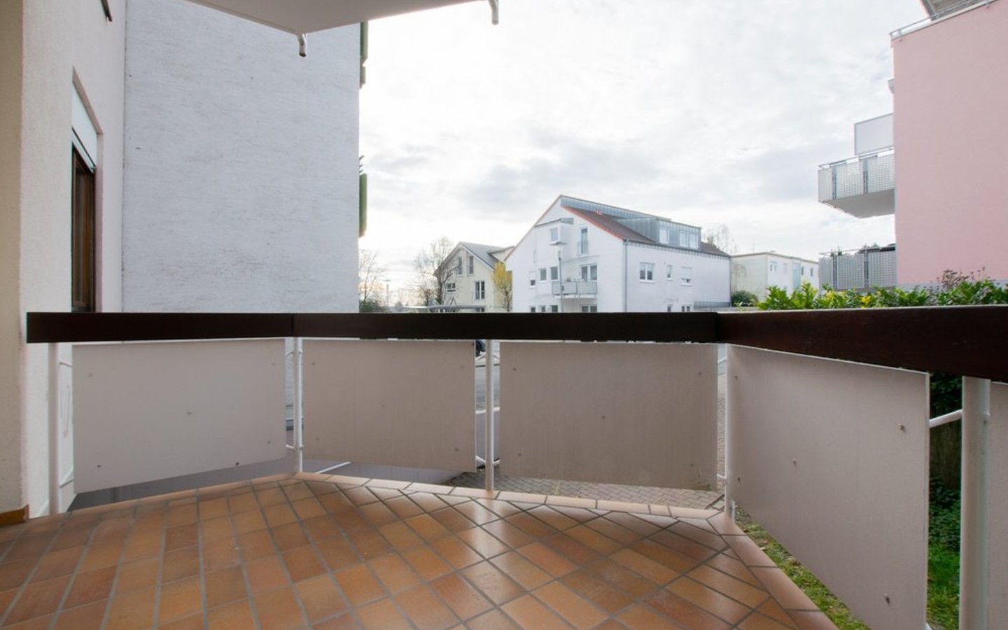 Balkon - Dossenheim: Gemütliche Hochparterrewohnung mit Balkon und Stellplatz