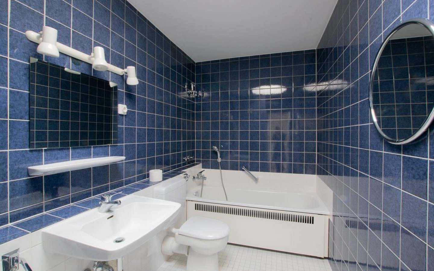 Badezimmer - Großzügige Maisonettewohnung mit Terrasse und tollem Ausblick