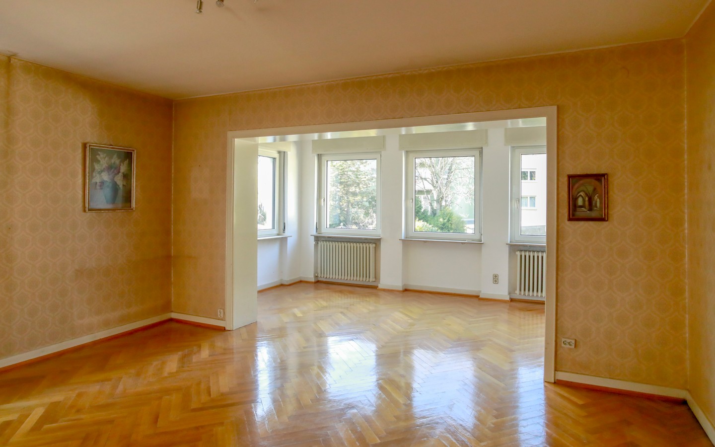 Wohnbereich  - Rarität: Freistehendes Einfamilienhaus auf ca. 700qm großem Grundstück in der Heidelberger Weststadt