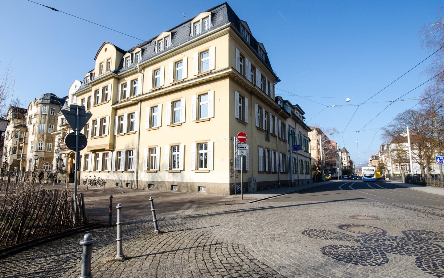 Außenansicht - Heidelberg-Weststadt: 6-Zimmer-Altbauwohnung in denkmalgeschütztem Anwesen