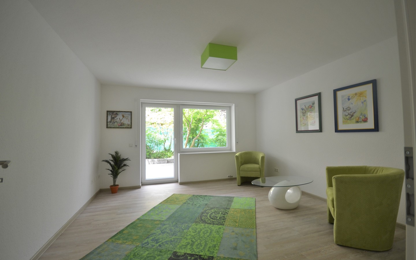 GG Zimmer 2 - Sandhausen (Bertolt-Brecht-Straße): Repräsentatives Einfamilienhaus mit Einliegerwohnung