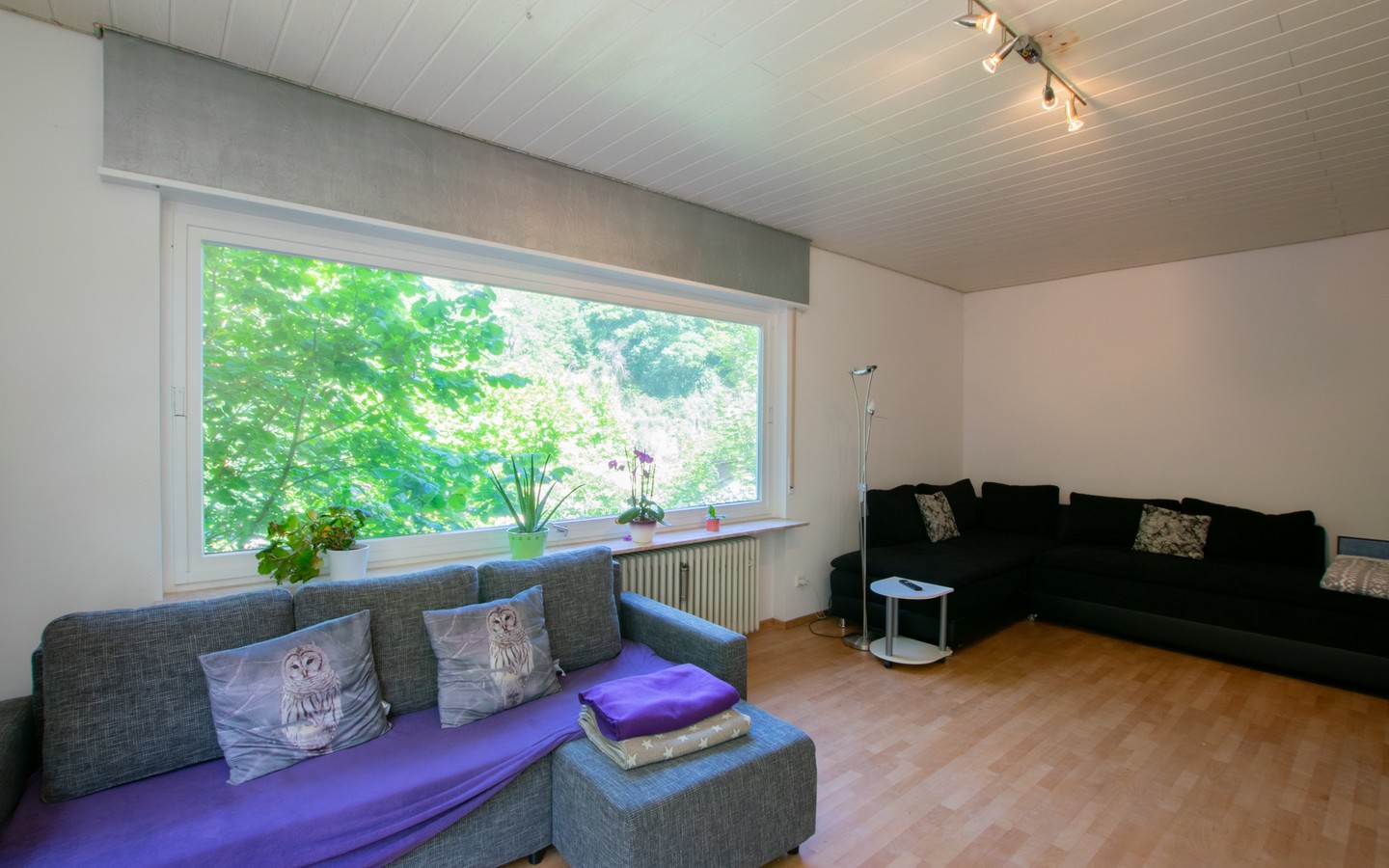 Wohnzimmer - Charmantes Ein-bis Zweifamilienhaus in idyllischer Hanglage von Ziegelhausen