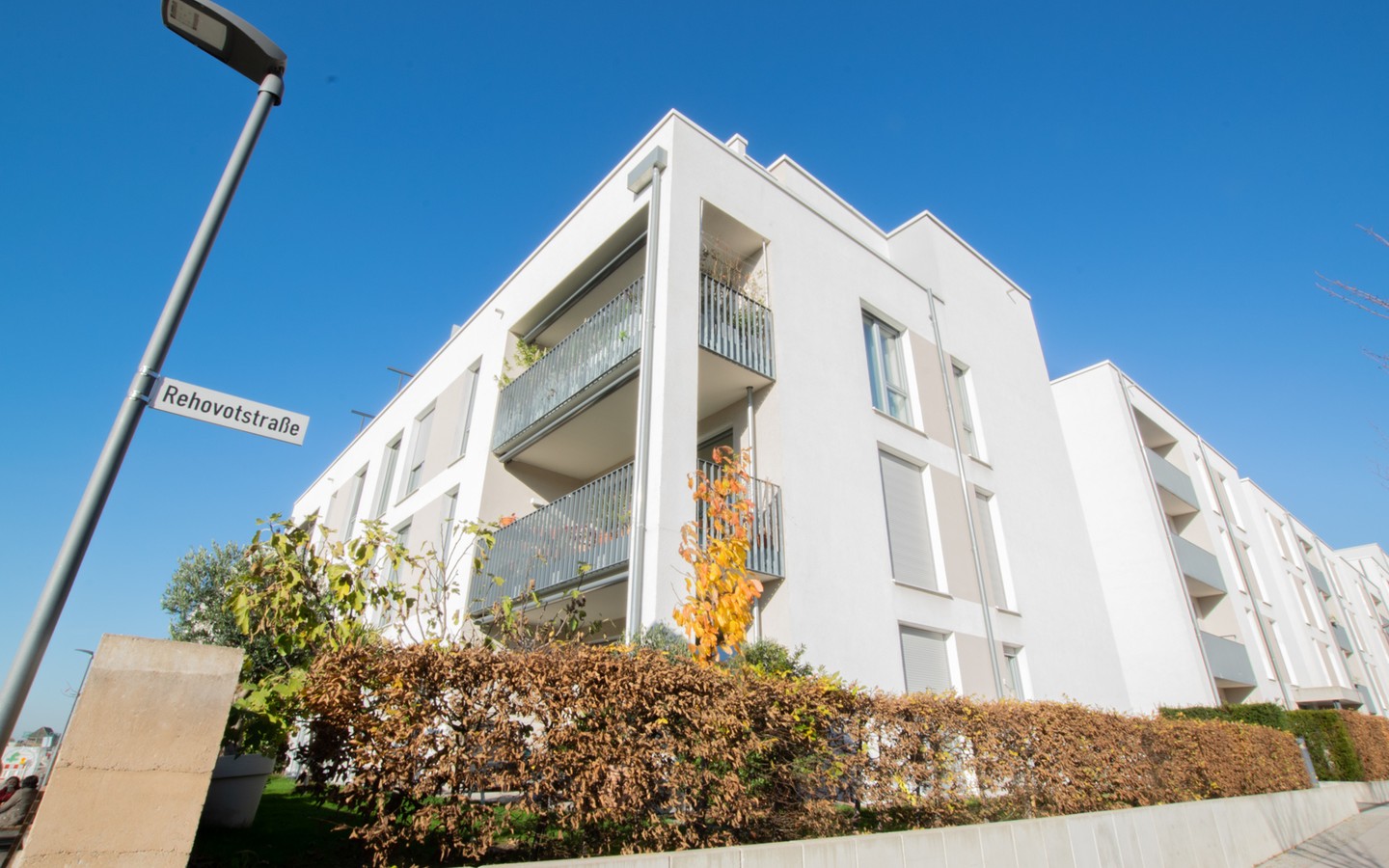 Hausansicht - Mit phänomenalem Panorama-Blick: Attraktive Penthouse-Wohnung an der Bahnstadt-Promenade