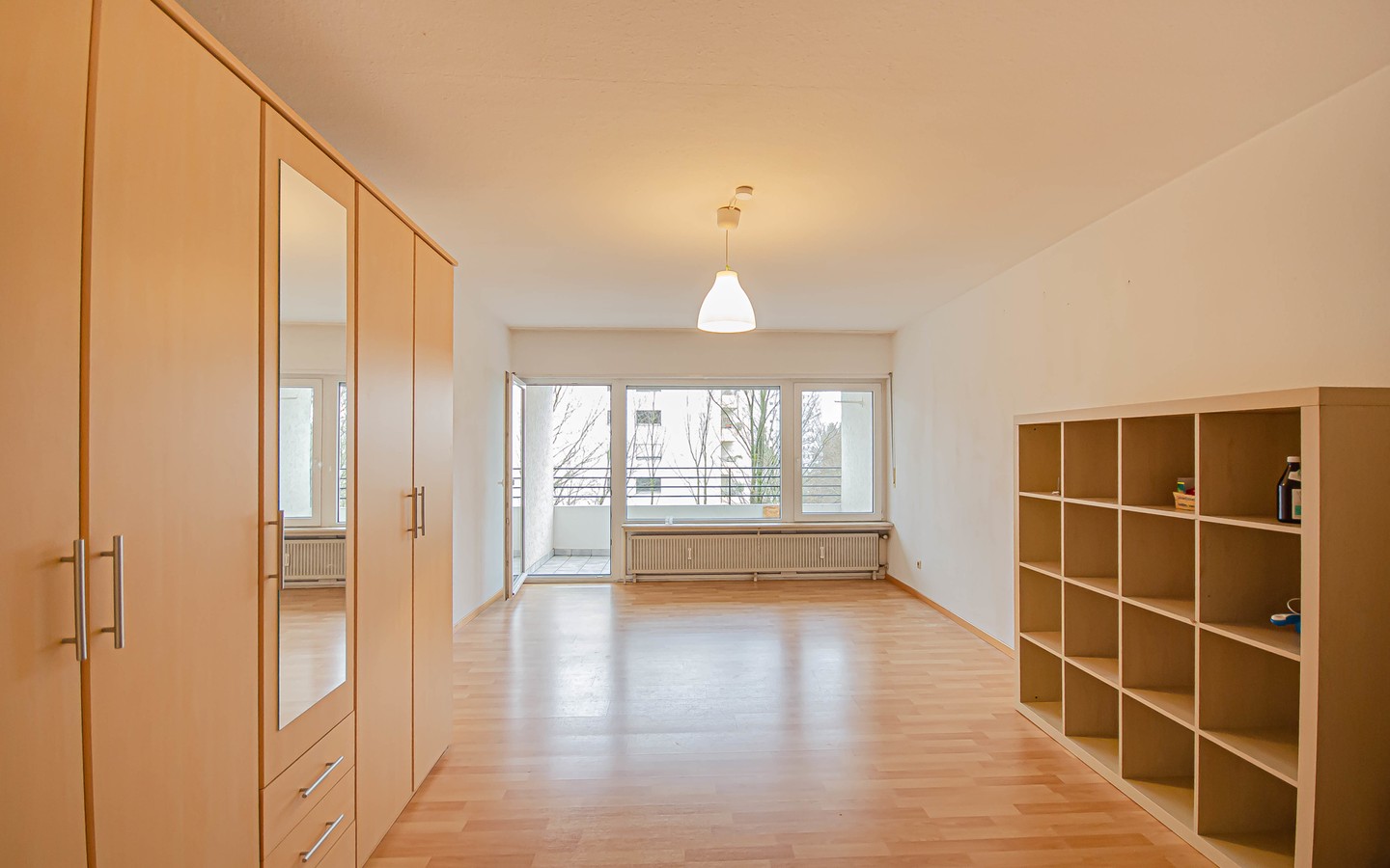 Zimmer 1 - HD-Handschuhsheim: tolle 1-Zimmer-Wohnung mit Balkon und Tiefgaragenstellplatz