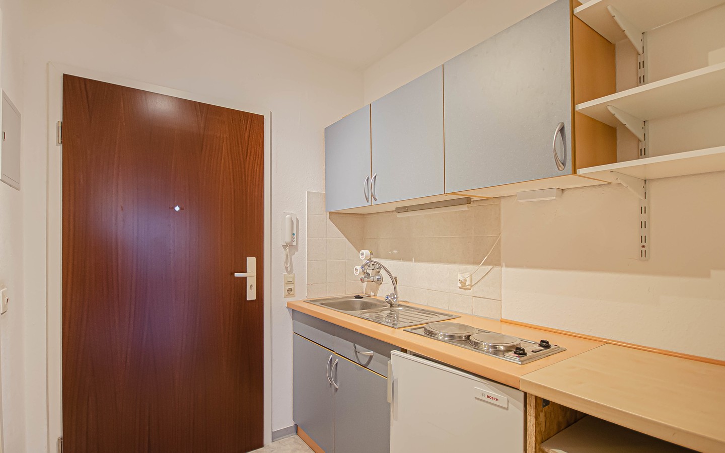 Diele / Küche - HD-Handschuhsheim: tolle 1-Zimmer-Wohnung mit Balkon und Tiefgaragenstellplatz
