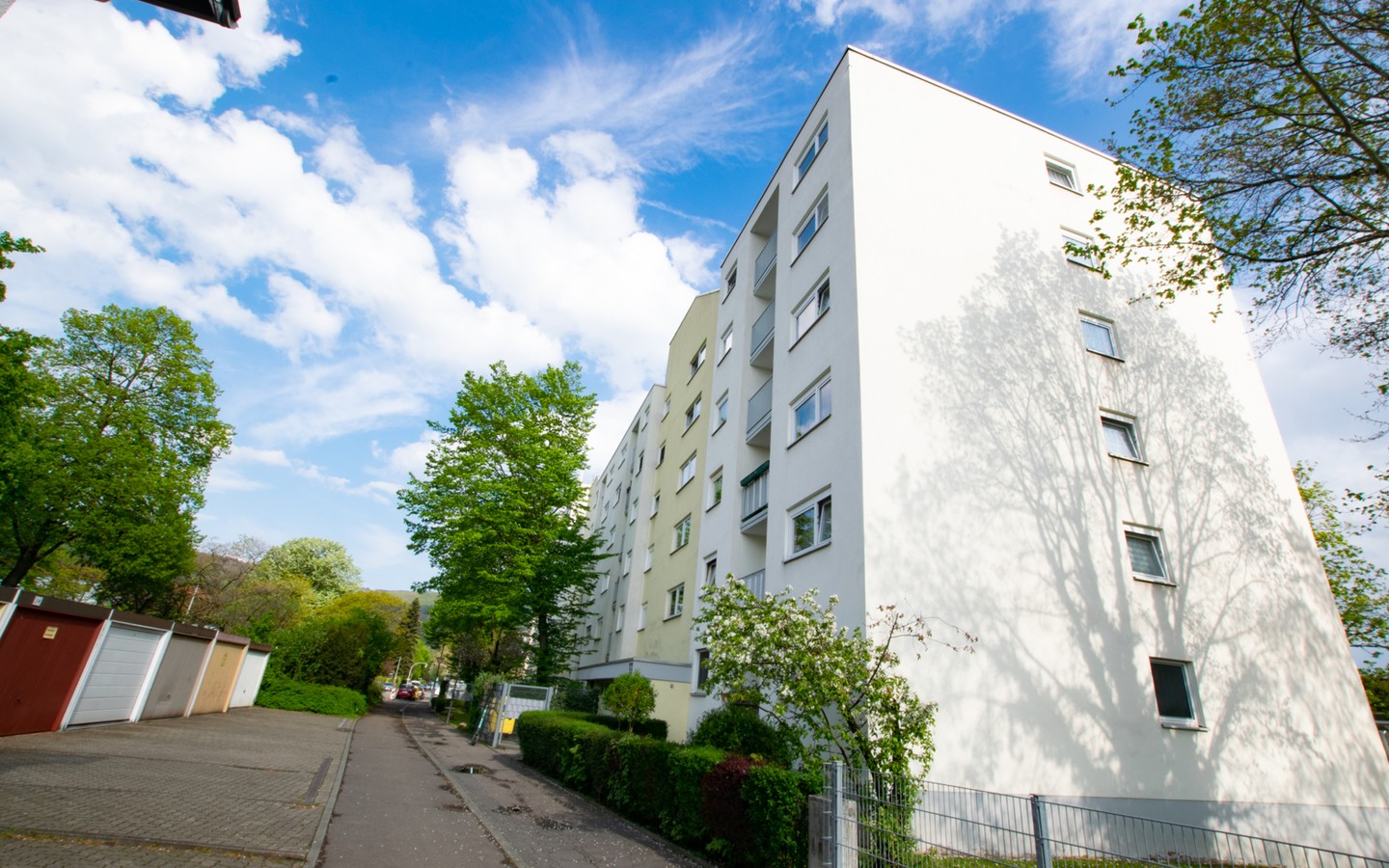Haus 29-33 - HD-Rohrbach: toll geschnittene 2-Zimmer-Wohnung mit Stellplatz und Loggia zur Sonnenseite!
