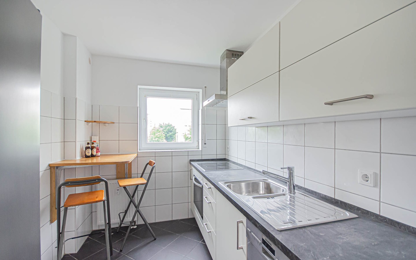 Küche - Bezugsfreie Zweizimmerwohnung mit Balkon in HD-Kirchheim