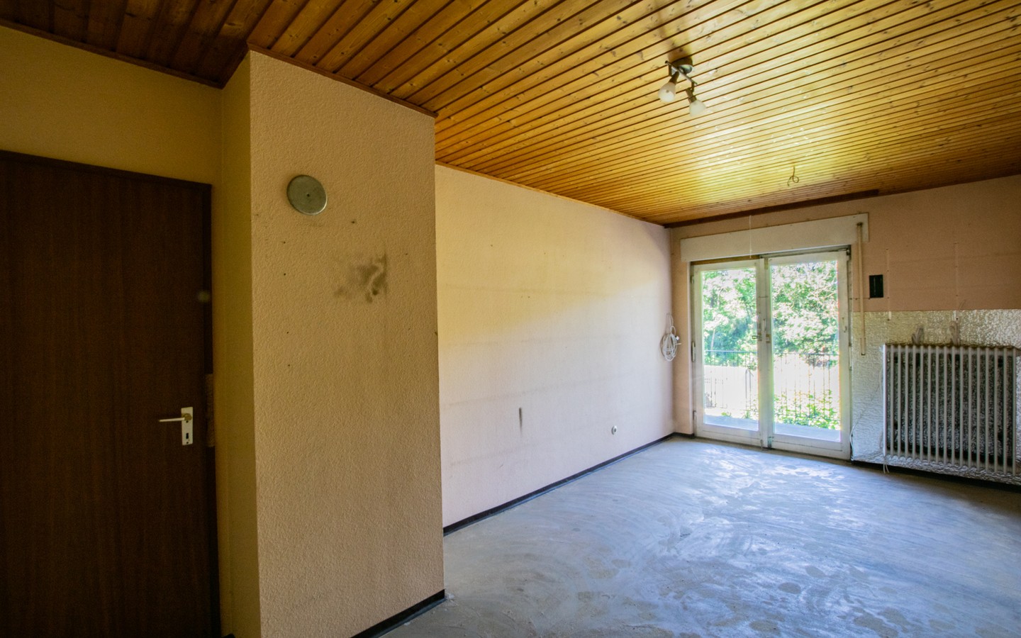 Zimmer 2 OG - Sanierungsbedürftiges Reihenmittelhaus zur Realisierung Ihrer Wohnwünsche inklusive Ausbaupotenzial