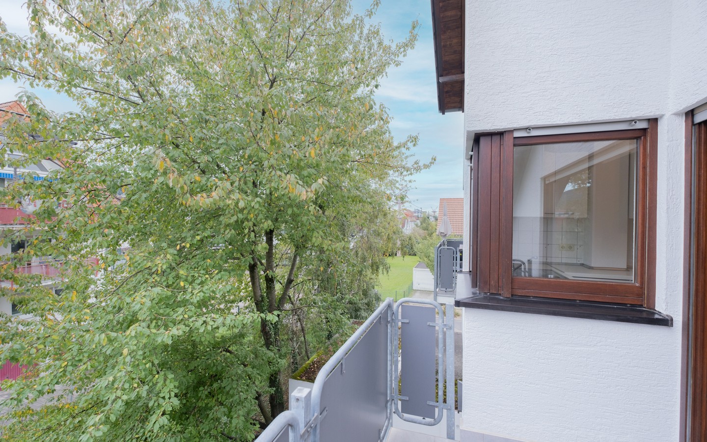Balkon - Neues Eigenheim oder neue Kapitalanlage: 2-Zimmer-Dachwohnung in Leimen - sofort bezugsfrei!