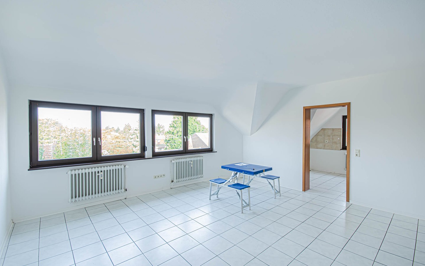 Wohn- und Essbereich - Offene und helle Maisonettewohnung in zentraler Lage in Heidelberg-Rohrbach