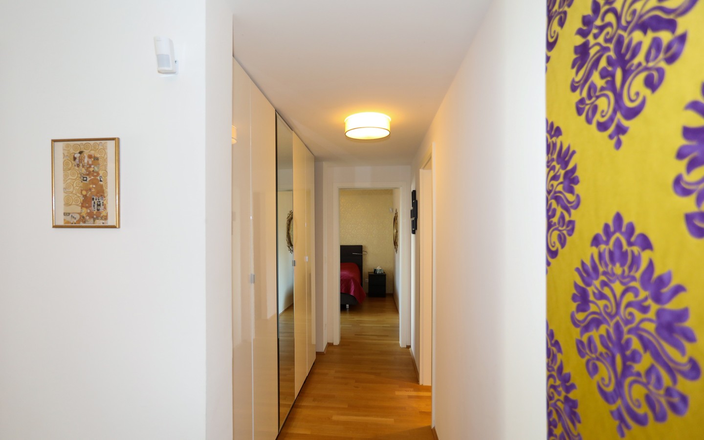 Flur - Neubaustandard: Traumhafte 5-Zimmer-Wohnung samt Garten und Sauna in der Heidelberger Weststadt