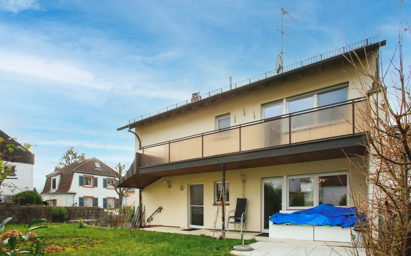 Gartenansicht - Modernisiertes Einfamilienhaus mit Garten in familienfreundlicher Wohnlage von Hemsbach