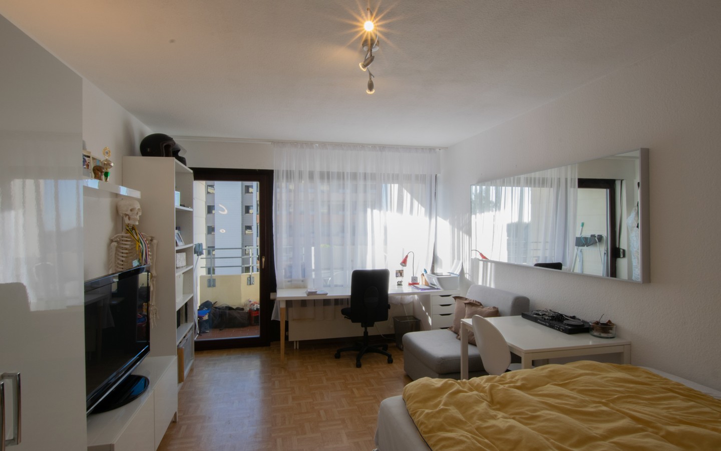 Zimmer 1 - Handschuhsheim: Vermietete 1-Zimmer-Wohnung mit Loggia und TG-Stellplatz in attraktiver Lage