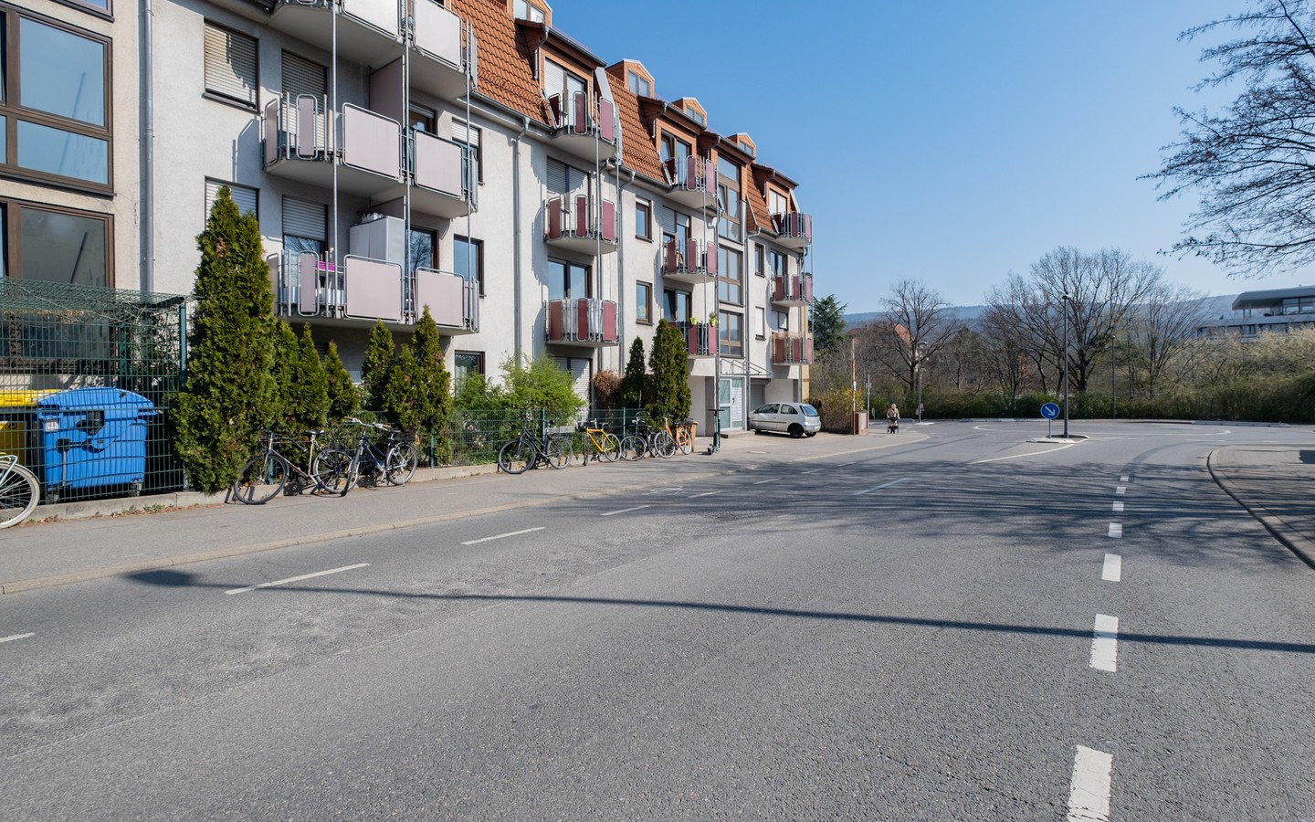Ansicht nach Osten - HD-Kirchheim: Vermietete 1-Zimmer-Wohnung inkl. TG-Stellplatz und Terrasse