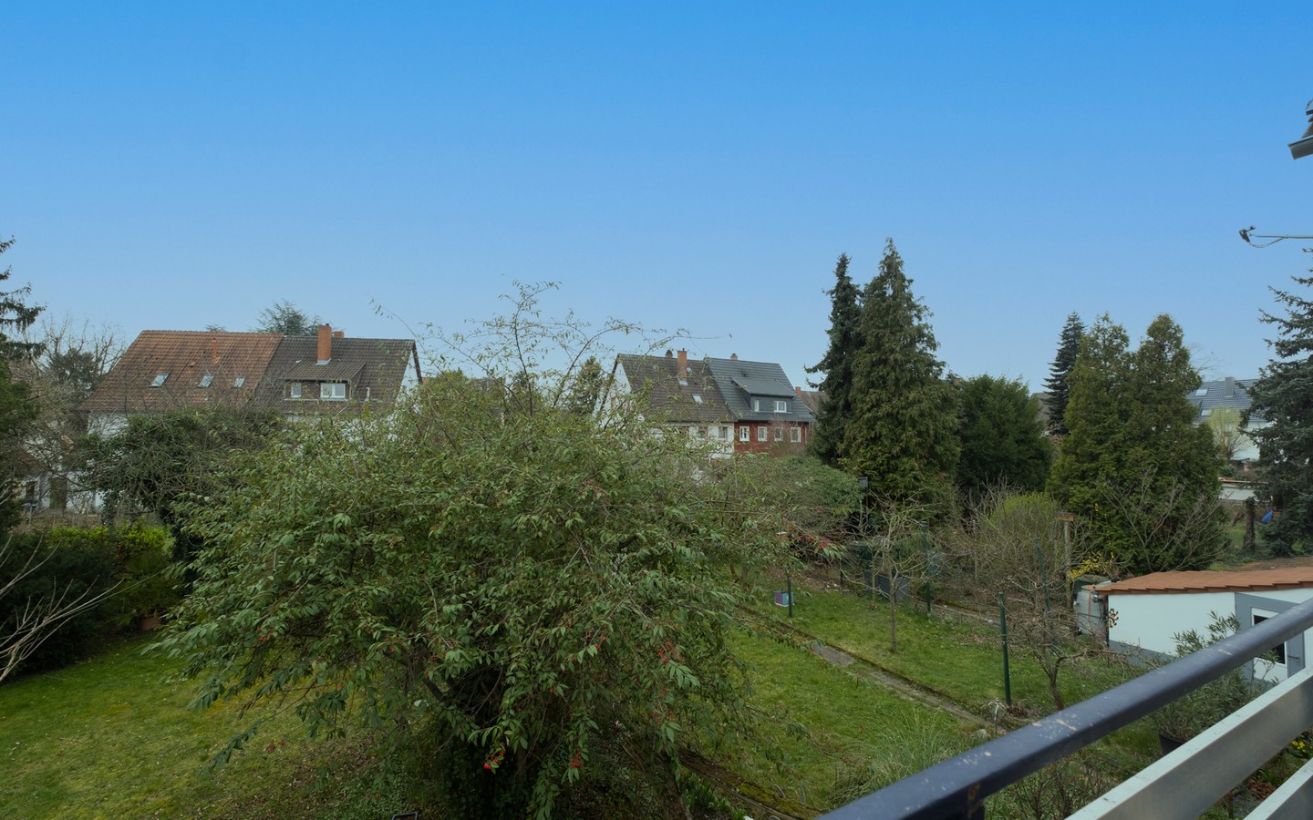 Blick Balkon - Provisionsfrei: vermietete Doppelhaushälfte mit sonnigem Garten in HD-Pfaffengrund