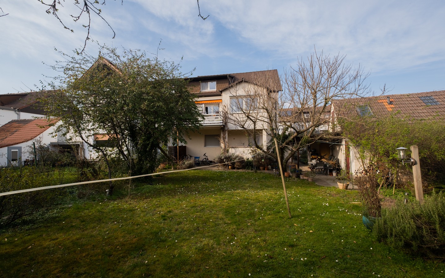 Gartenende zum Haus - Provisionsfrei: vermietete Doppelhaushälfte mit sonnigem Garten in HD-Pfaffengrund