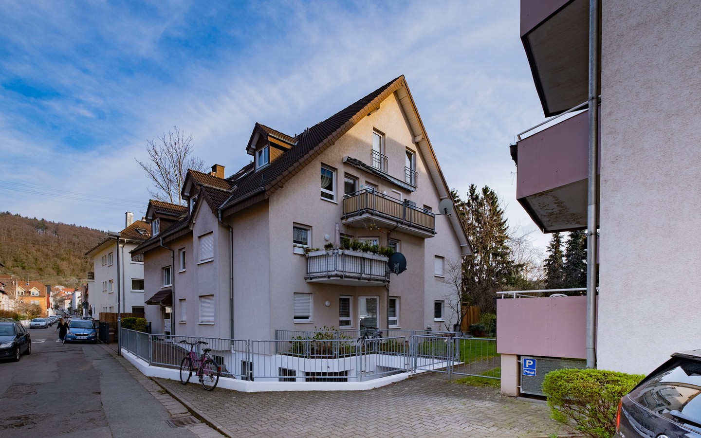 Ansicht - Behaglich wohnen: Attraktive 4-Zimmer-Maisonette mit Terrasse und TG-Stellplatz in Rohrbach