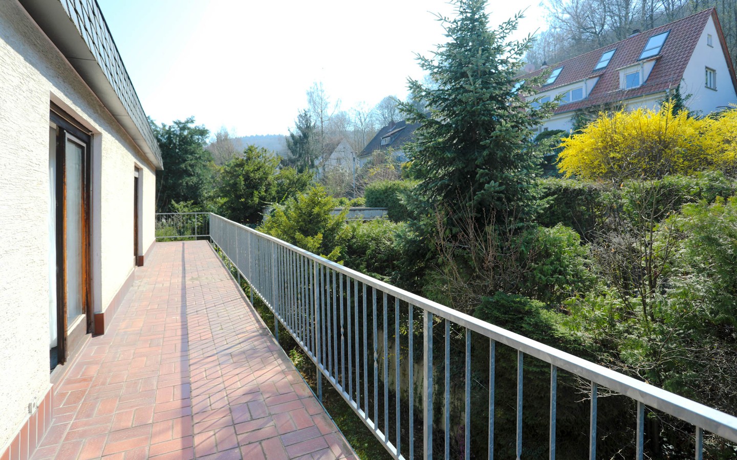 Terrasse OG - In Bestlage von HD-Schlierbach: Beeindruckendes Anwesen auf über 1.200 m² großem Grundstück