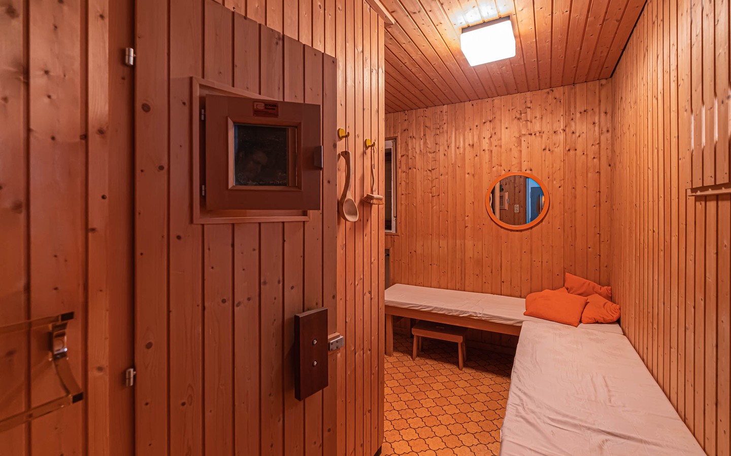 Sauna - Willkommen in Leimen. Ein wunderbares Zuhause mit vielen Extras.
