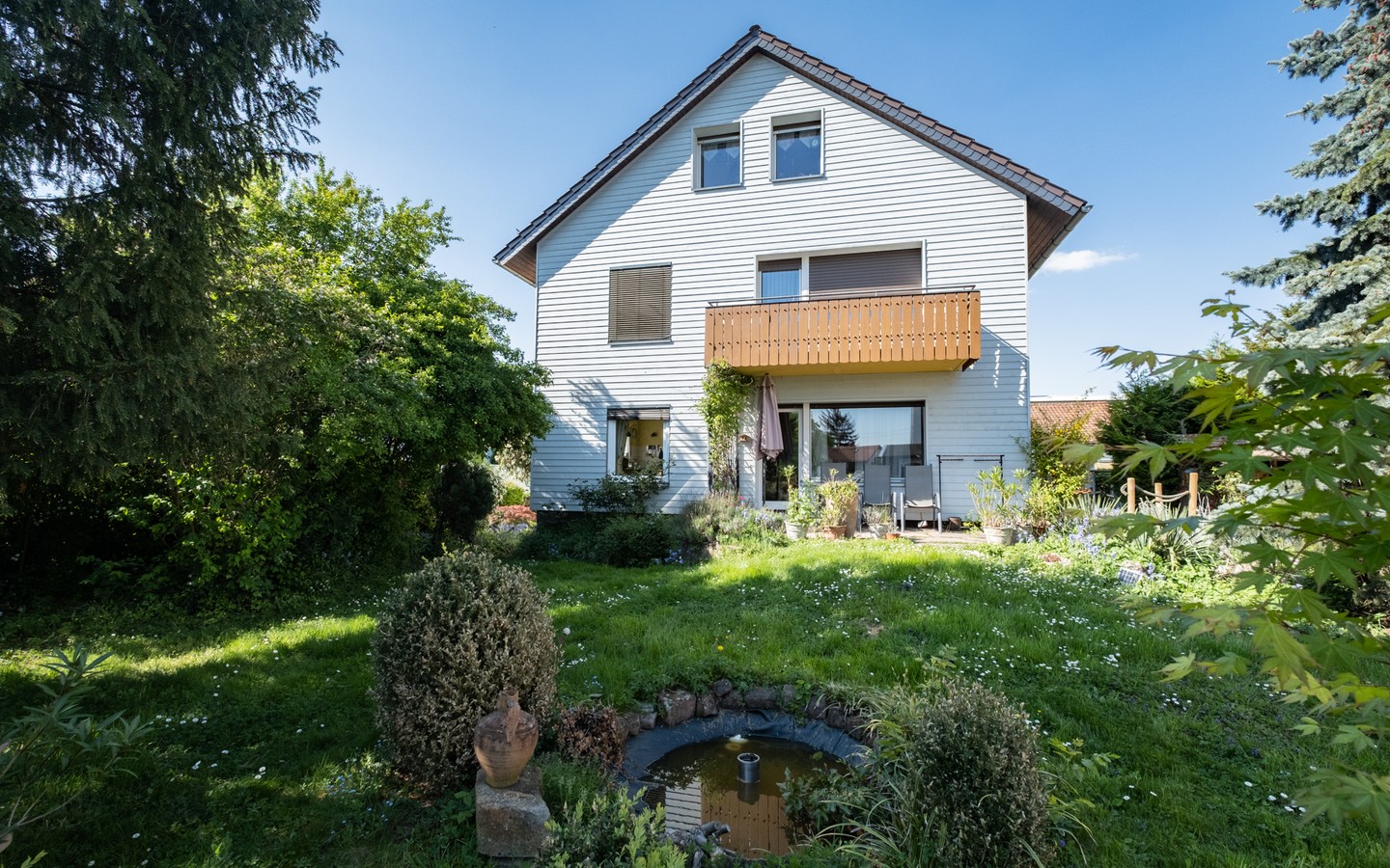 Gartenansicht - Freistehendes 2-Familienhaus mit großem Gartengrundstück und viel Platz in Eppelheim (Erbpacht)