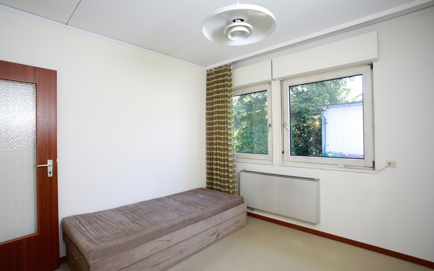 Zimmer 4 - Viel Platz zum Leben, Wohnen & Arbeiten: großzügiger Bungalow auf parkähnlichem Grundstück in Ketsch