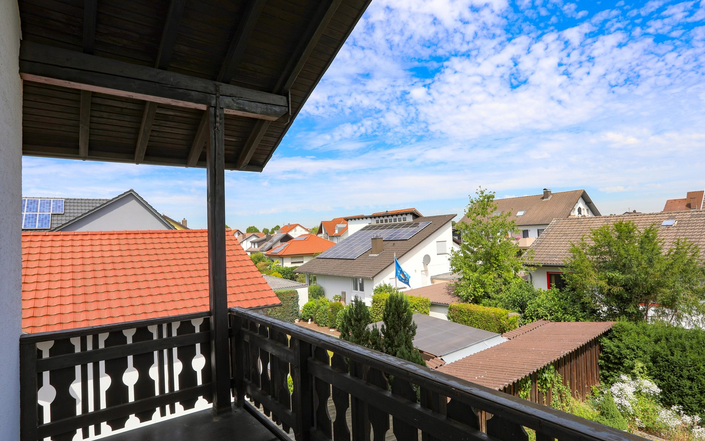 Balkon - Ein Zuhause zum Gestalten: freistehendes Einfamilienhaus in begehrter Wohnlage von Walldorf