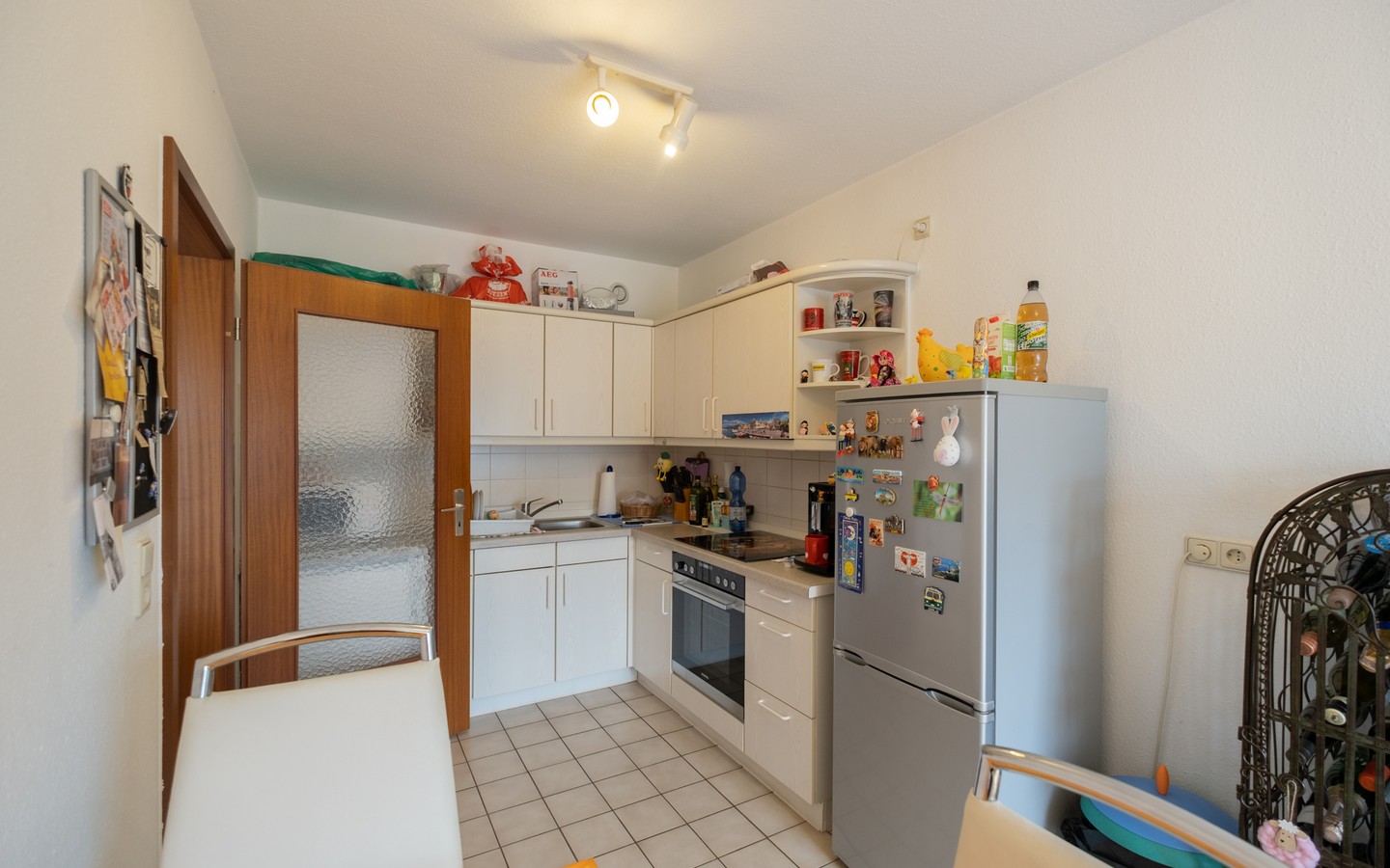 Küche - Charmante 2,5-Zimmer-Wohnung mit TG-Stellplatz und Sonnenbalkon in ruhiger Lage von Dossenheim