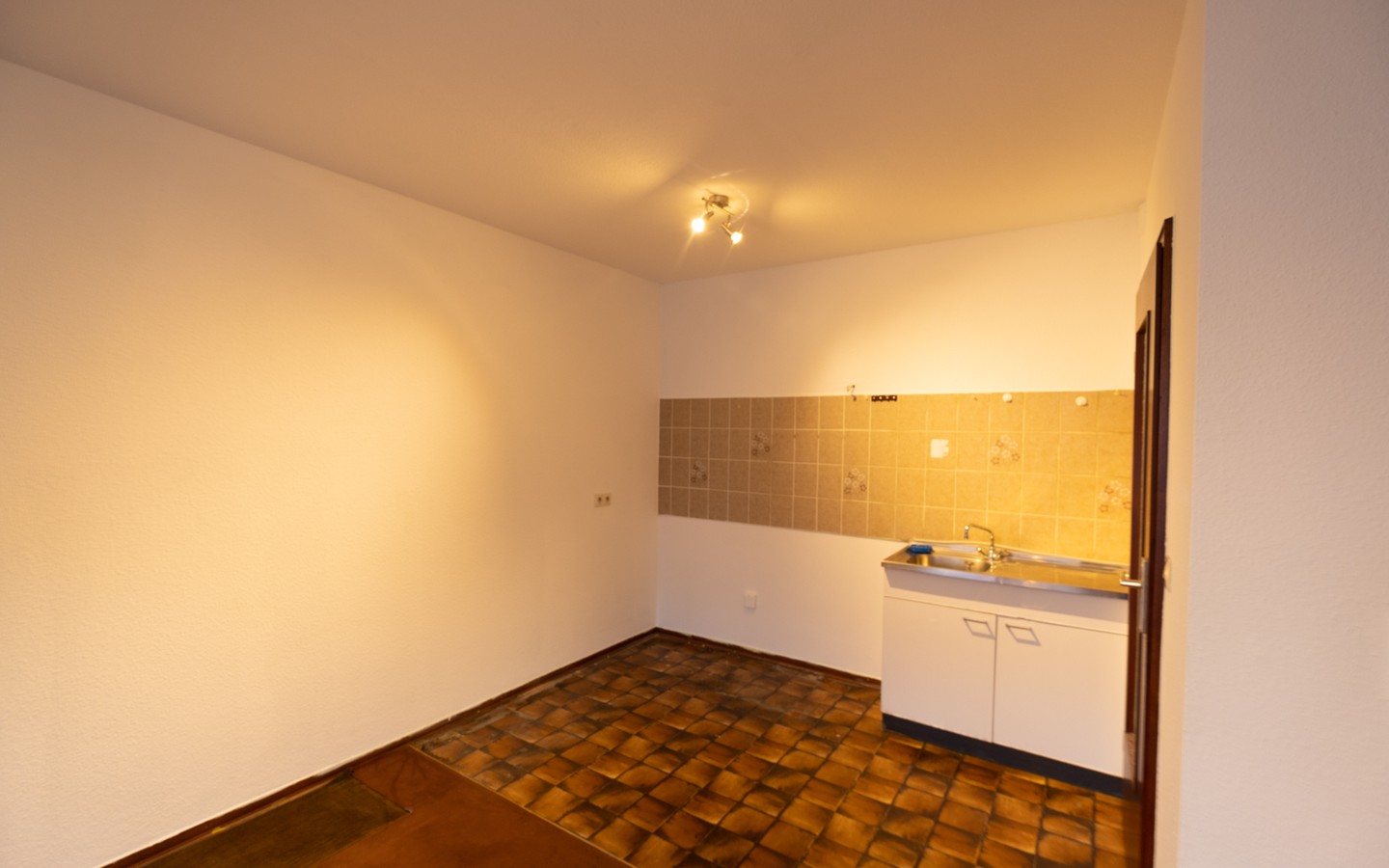 Küche - Helle 2-Zimmer-Wohnung im Heidelberger Stadtteil Rohrbach