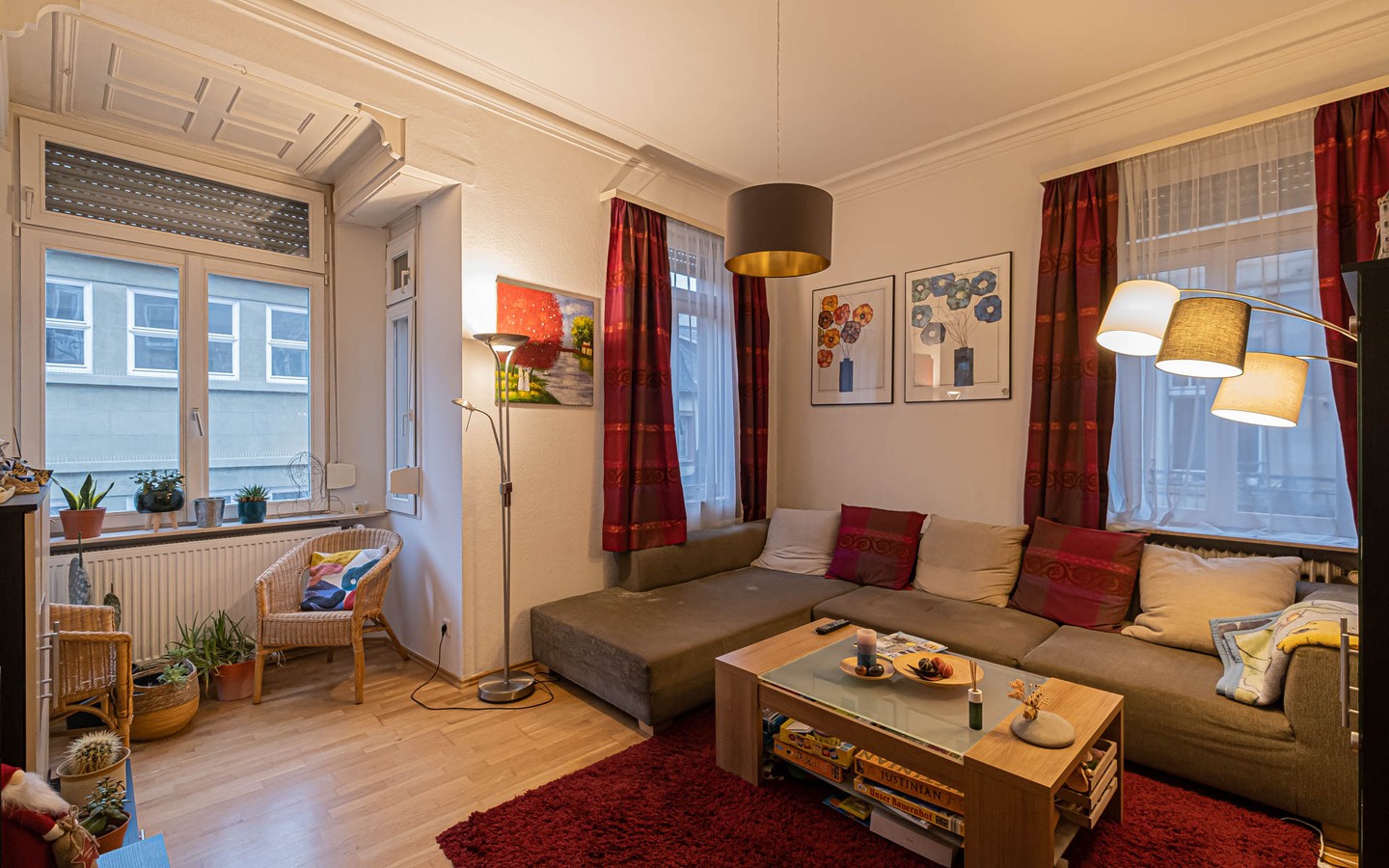 Wohnzimmer - Altstadtfans aufgepasst: gemütliche Dreizimmerwohnung in der Fußgängerzone