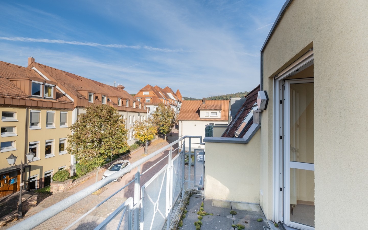 Balkon - Nur für Menschen mit Körperbehinderung oder ab 60 Jahren: 2-Zimmer-Dachwohnung mit Balkon in Leimen