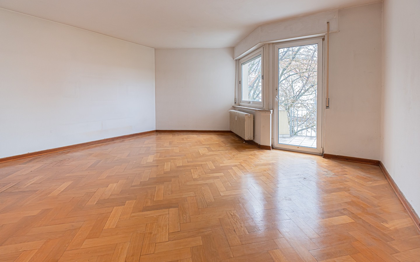 Wohnzimmer - HD-Handschuhsheim: Renovierungsbedürftige Wohnung mit viel Potenzial