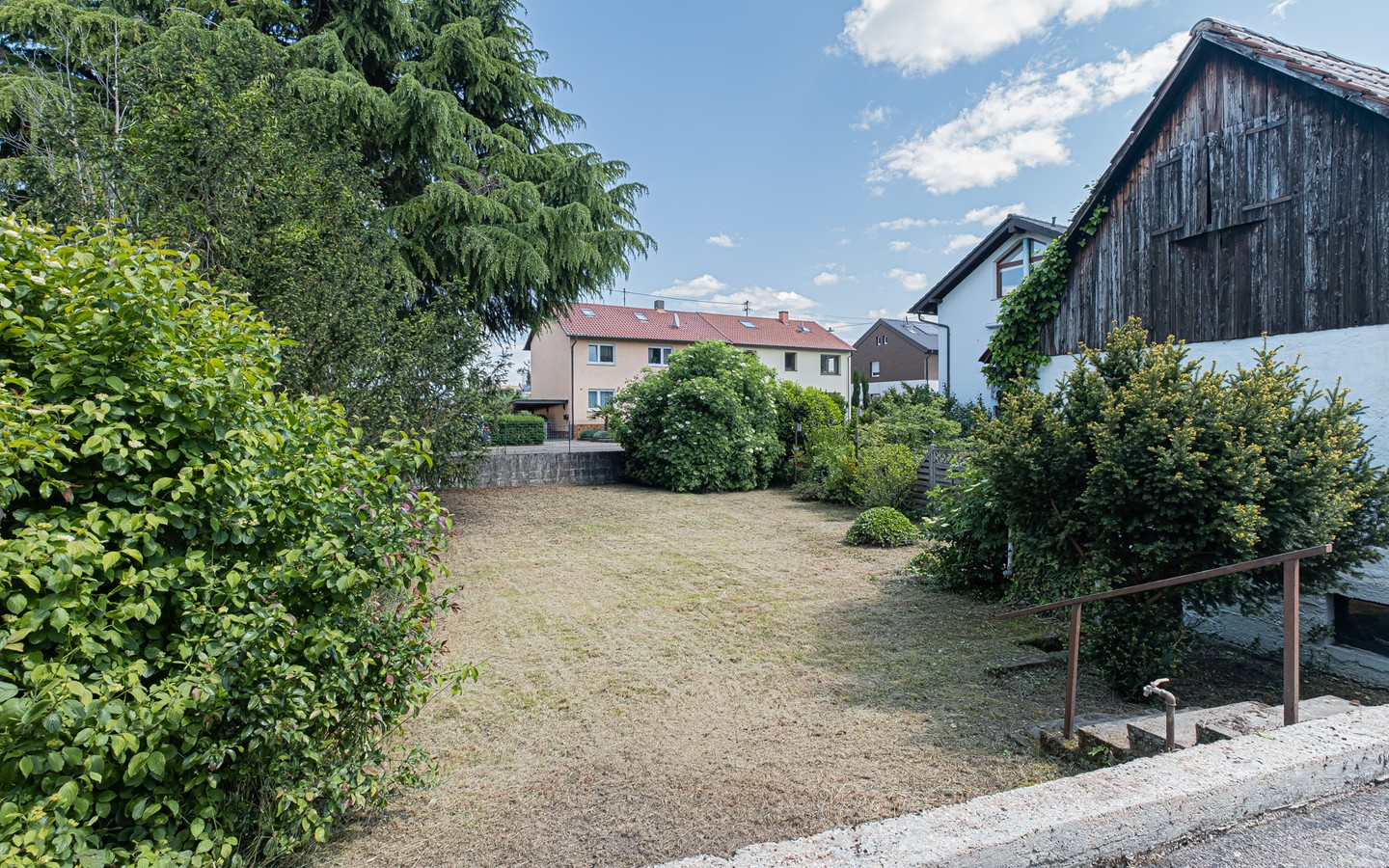 Garten - Edingen-Neckarhausen: Haus mit viel Potenzial auf großem
Grundstück