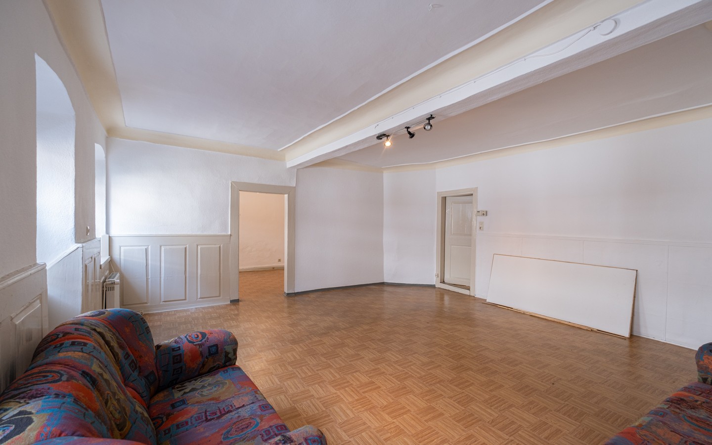 Zimmer 2 Wohnung Nr. 1 - Mehrfamilienhaus mit beeindruckender Historie und Potential in begehrter Wohnlage von Handschuhsheim