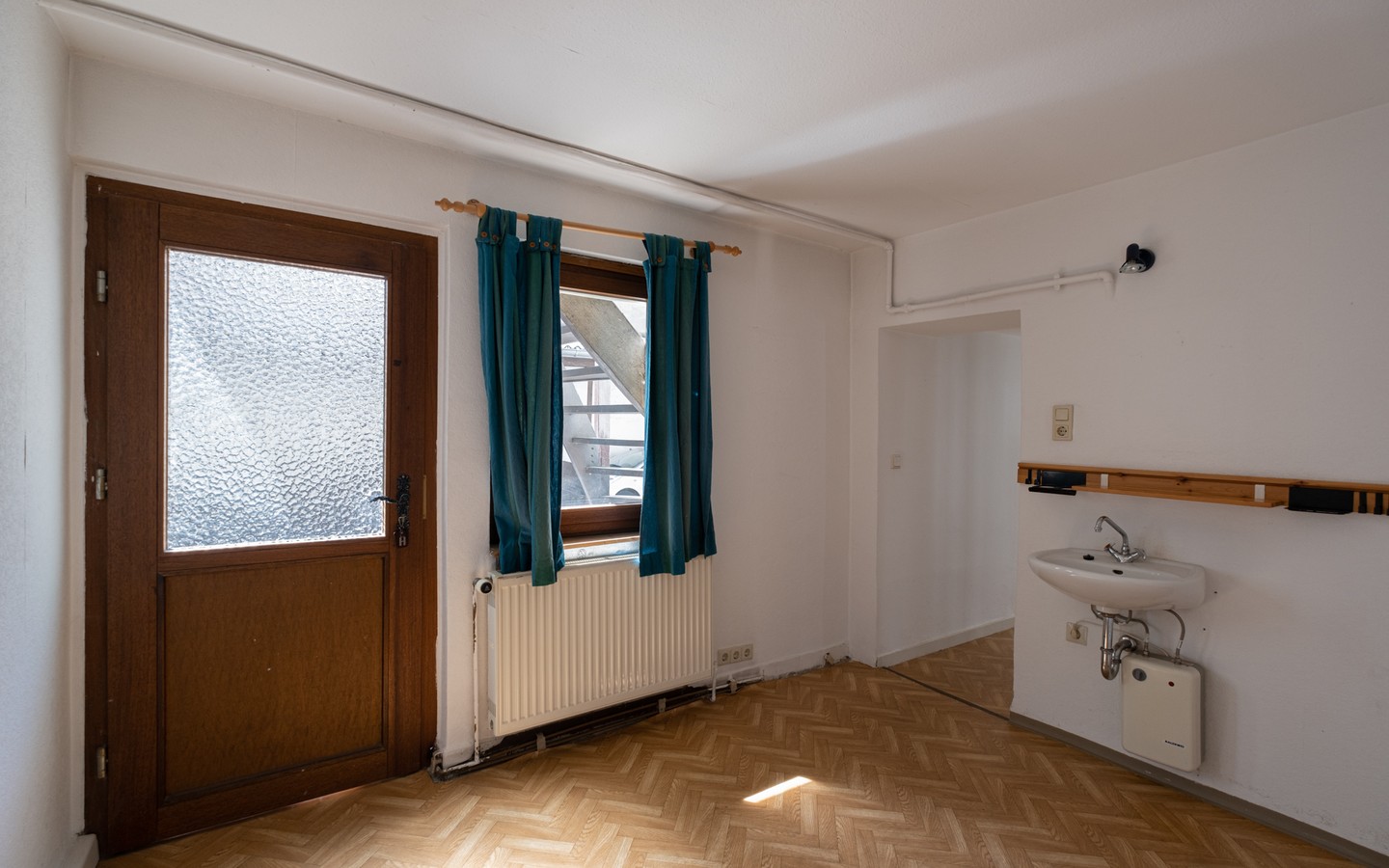 Zimmer 6 Wohnung Nr. 1 - Mehrfamilienhaus mit beeindruckender Historie und Potential in begehrter Wohnlage von Handschuhsheim