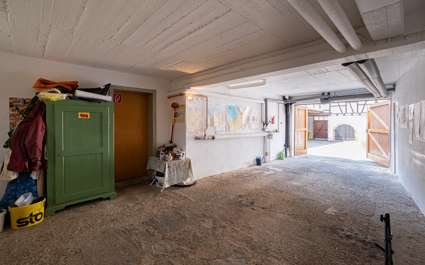 Garage - Mehrfamilienhaus mit beeindruckender Historie und Potential in begehrter Wohnlage von Handschuhsheim