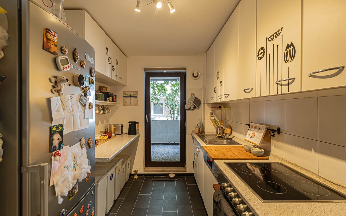 Küche - Geräumige 3-Zimmerwohnung mit direktem Gartenzugang in guter Lage von Ziegelhausen